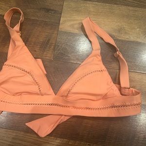 PilyQ bikini top size small